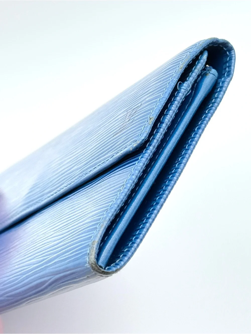 Louis Vuitton Toledo Blue Epi Leather Pochette Portefeuille Long Wallet Vintage